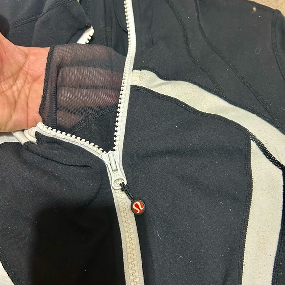 Lululemon track jacket - Picture 12 of 13